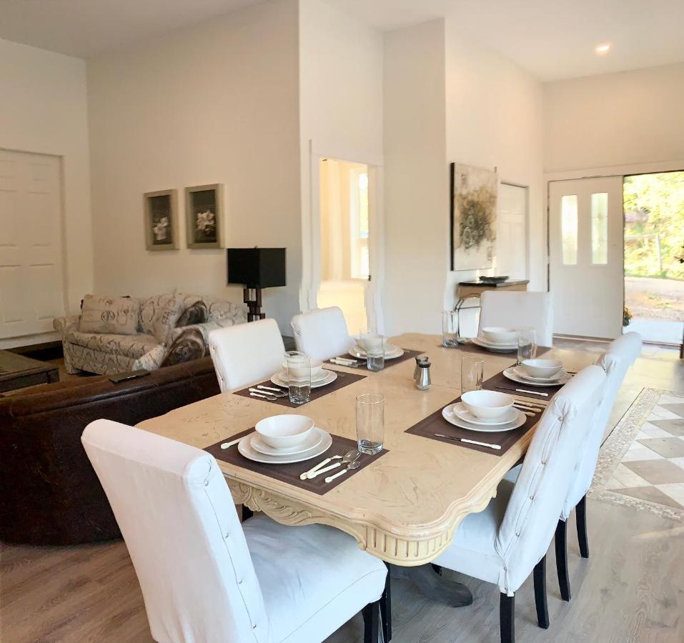 Country Home, Sleeps 6 Pets Friendly Port Alberni Exterior foto